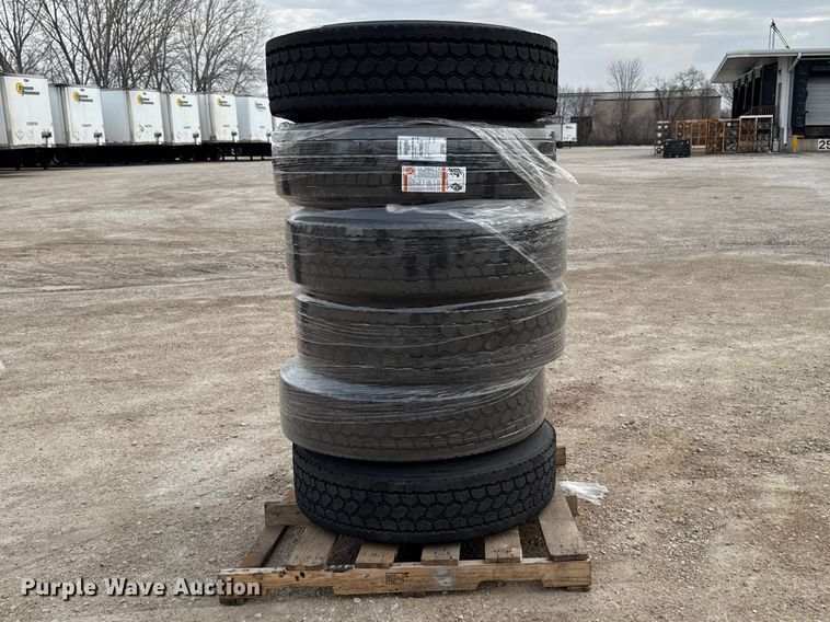 image for item FB5652 (6) 295/75R22.5 tires