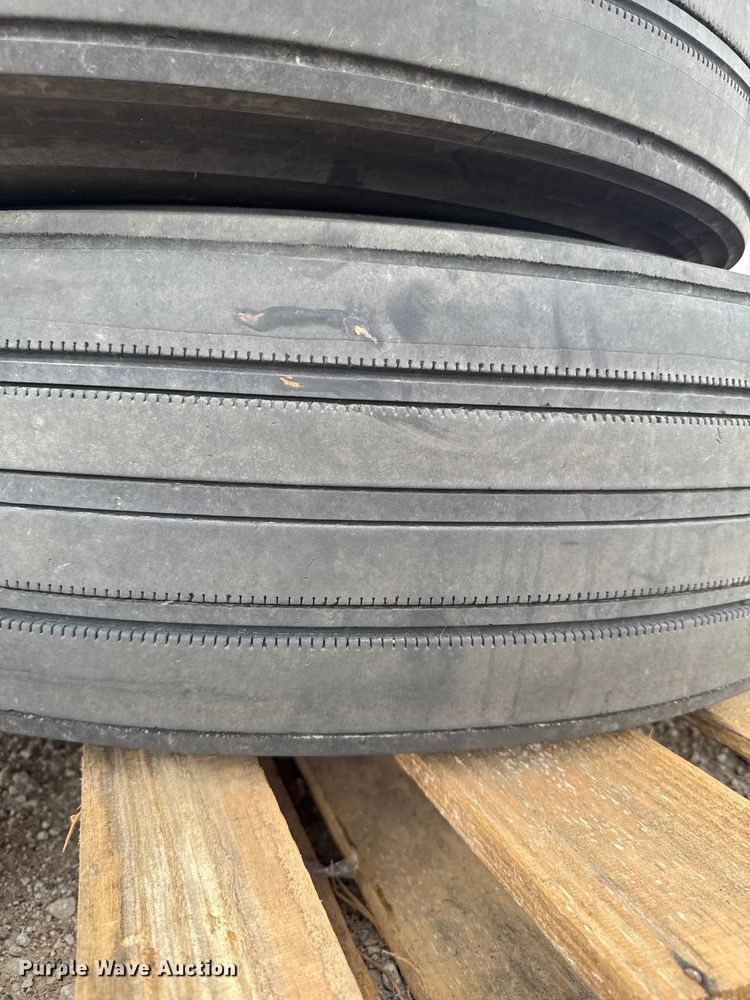 image for item FB5653 (4) Bridgestone 295/75R22.5 tires and wheels