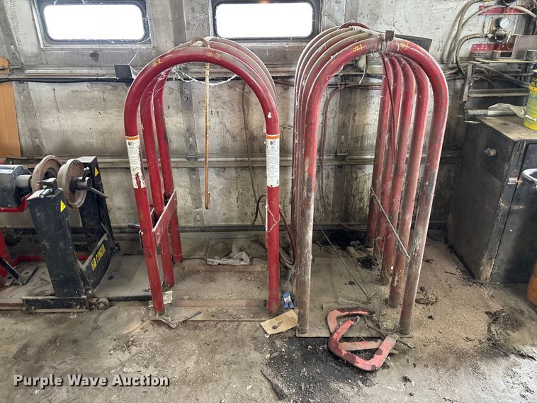 image for item FB5656 Corchi ET66M wheel balancer