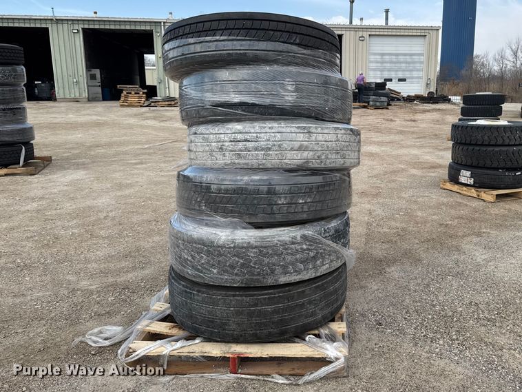 image for item FB5659 (6) 275/80R22.5 tires and wheels