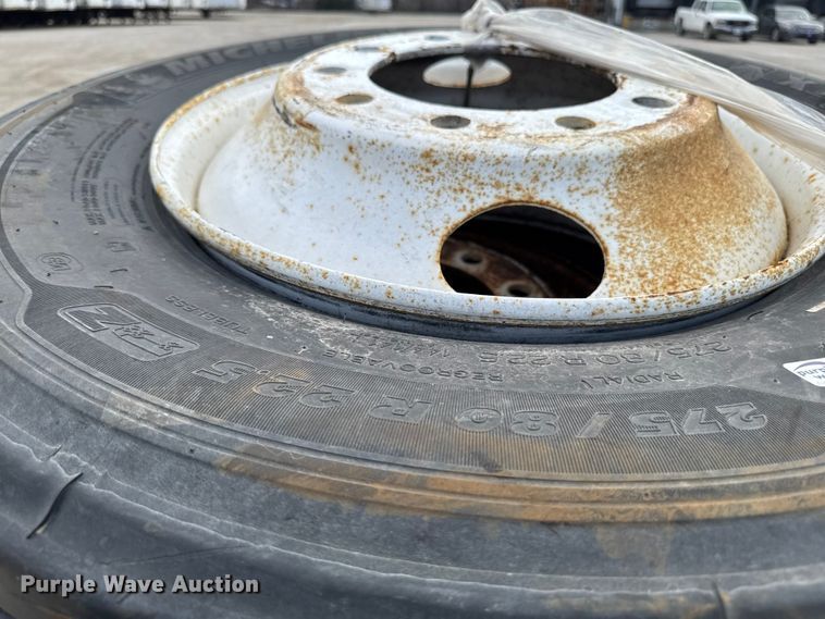 image for item FB5659 (6) 275/80R22.5 tires and wheels
