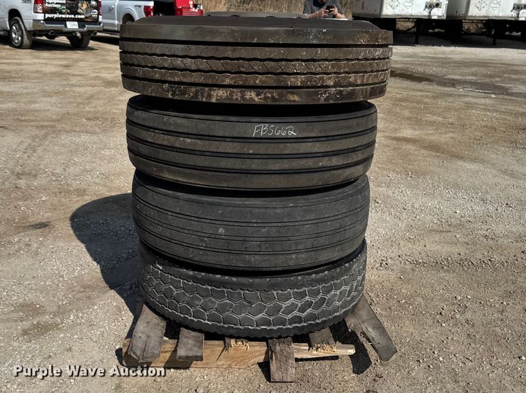image for item FB5662 (4) tires and wheels