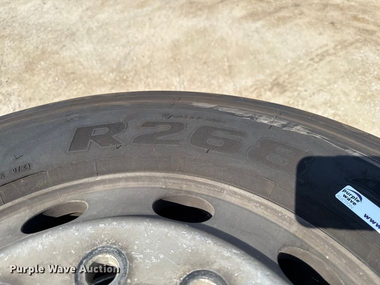 image for item FB5662 (4) tires and wheels