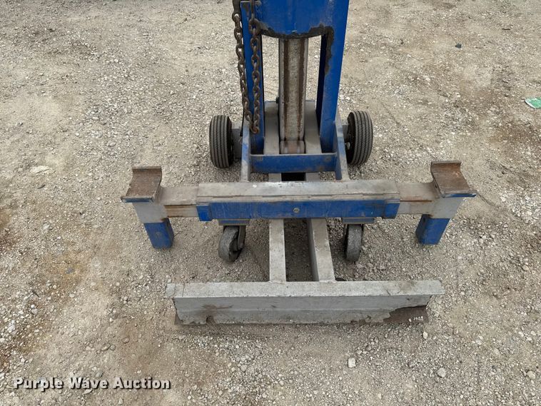 image for item FB5664 OTC 1590 lift