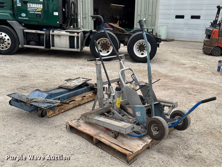 image for item FB5665 Tools