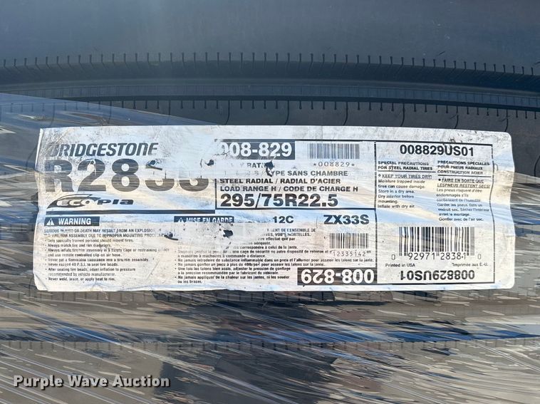 image for item FB5669 (6) Bridgestone 295/75R22.5 tires and wheels