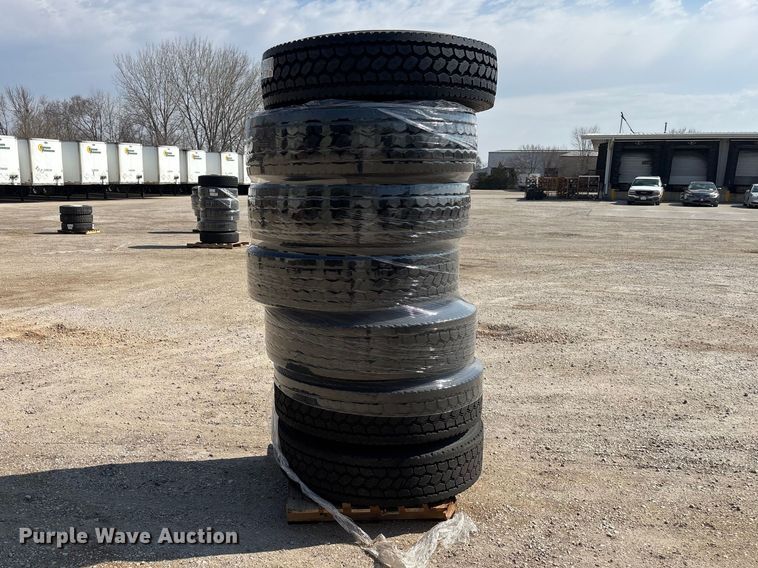 image for item FB5670 (7) Bridgestone 295/75R22.5 tires and wheels