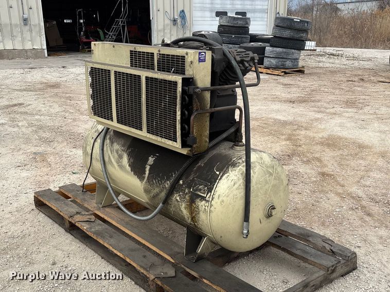 image for item FB5671 Ingersoll Rand 2545E10V air compressor