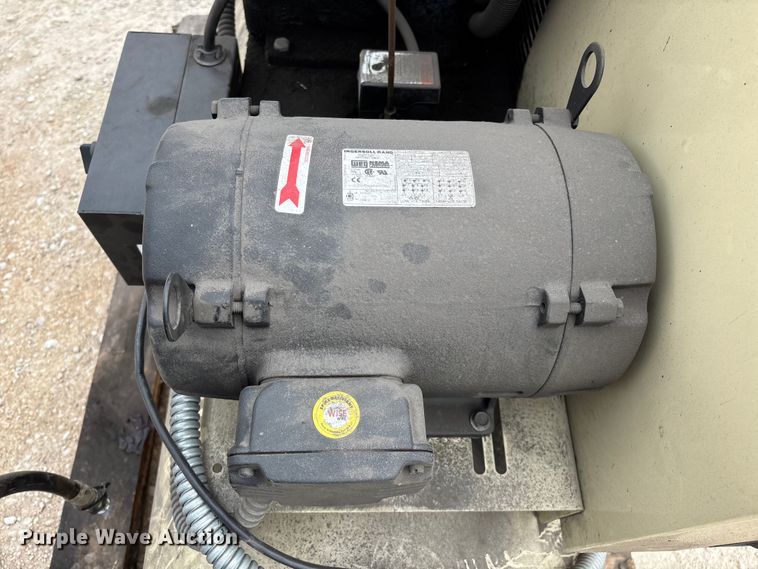 image for item FB5671 Ingersoll Rand 2545E10V air compressor