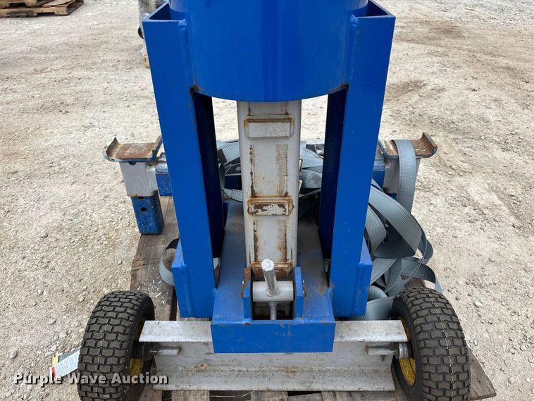 image for item FB5672 OTC 1590 lift