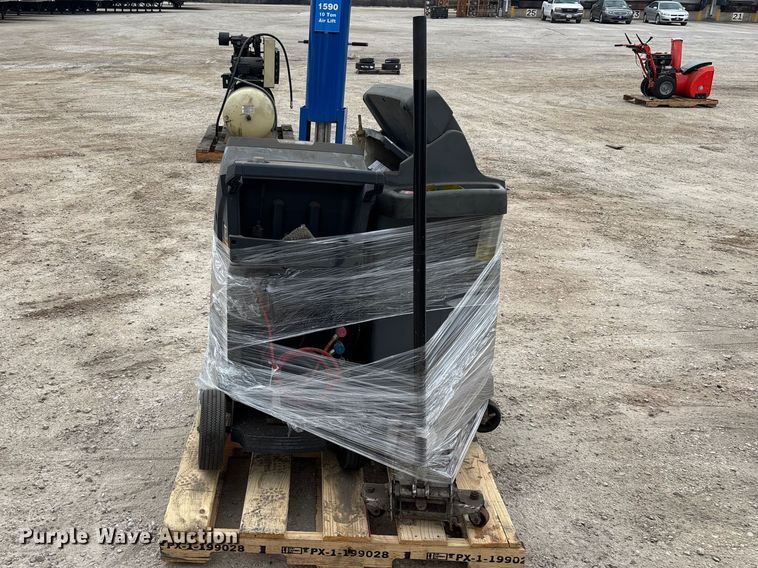 image for item FB5673 Tools