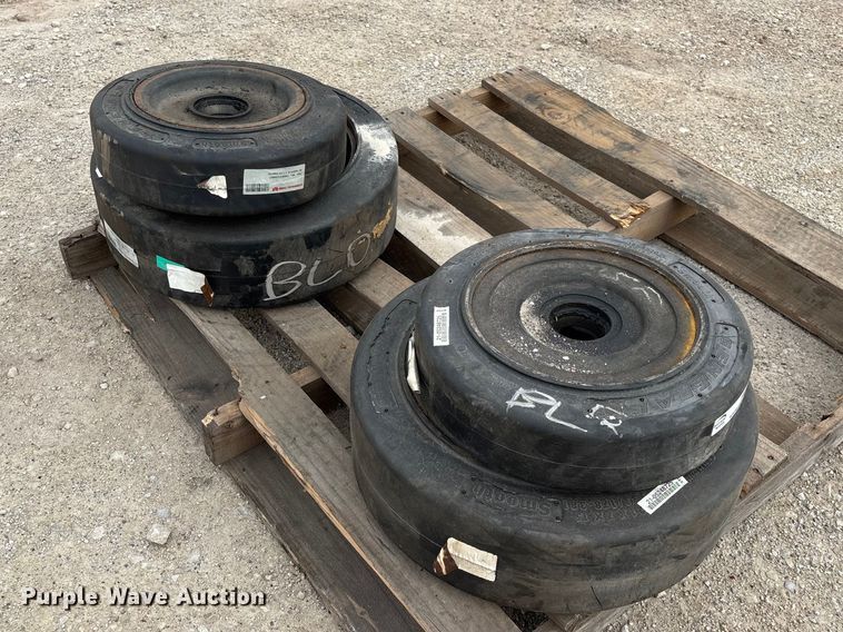 image for item FB5674 (4) General forklift tires