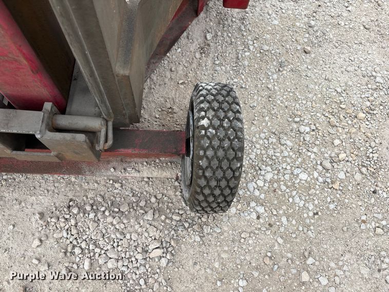 image for item FB5676 Gray TNT-550 lift