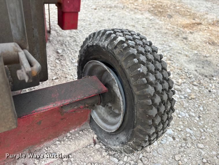 image for item FB5676 Gray TNT-550 lift