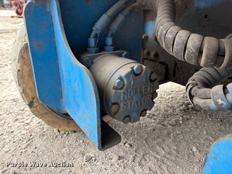 image for item FB5681 1999 Genie GS-2032 scissor lift