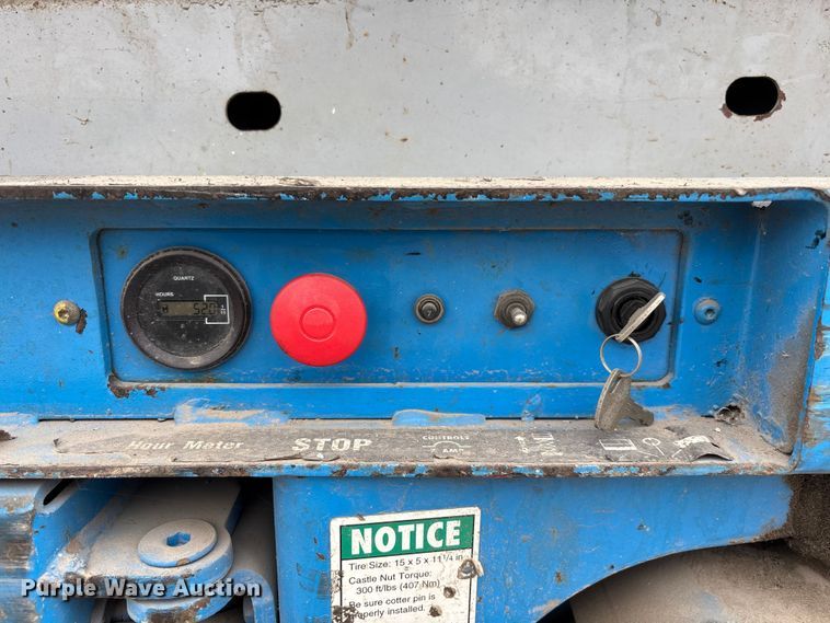 image for item FB5681 1999 Genie GS-2032 scissor lift