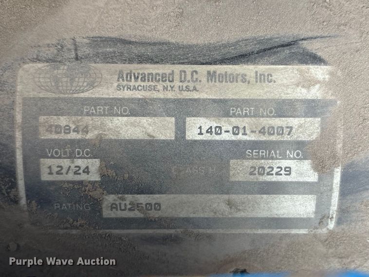 image for item FB5681 1999 Genie GS-2032 scissor lift