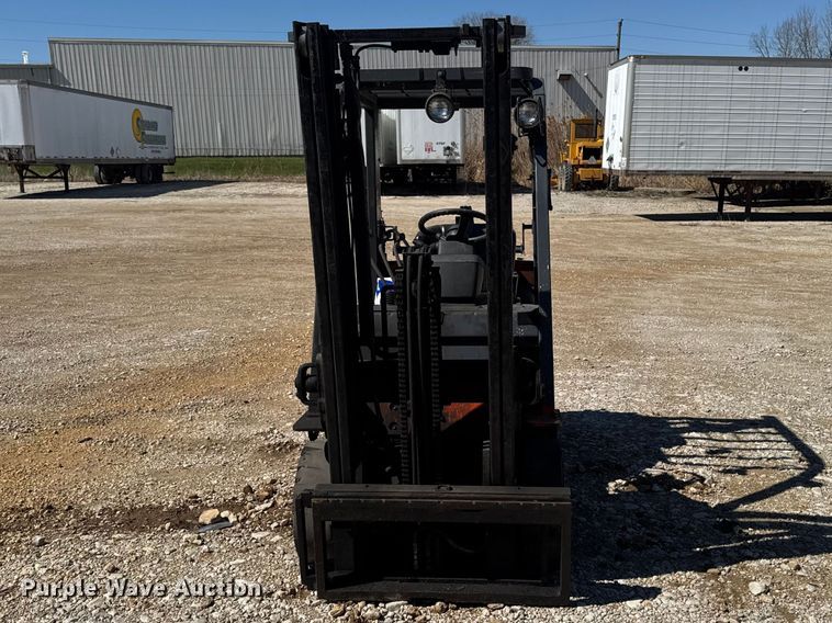 image for item FB5683 (8) Toyota forklifts