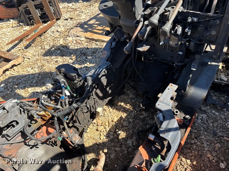 image for item FB5683 (8) Toyota forklifts