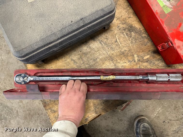 image for item FB5687 Tools