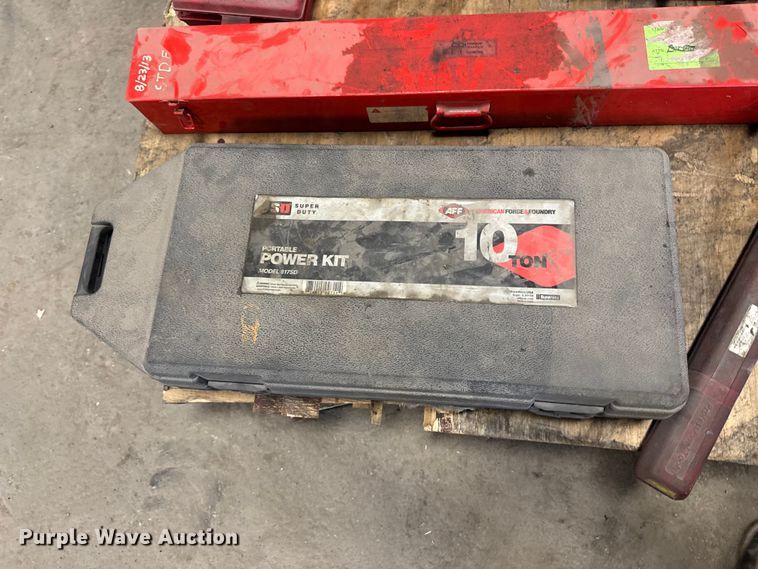 image for item FB5687 Tools