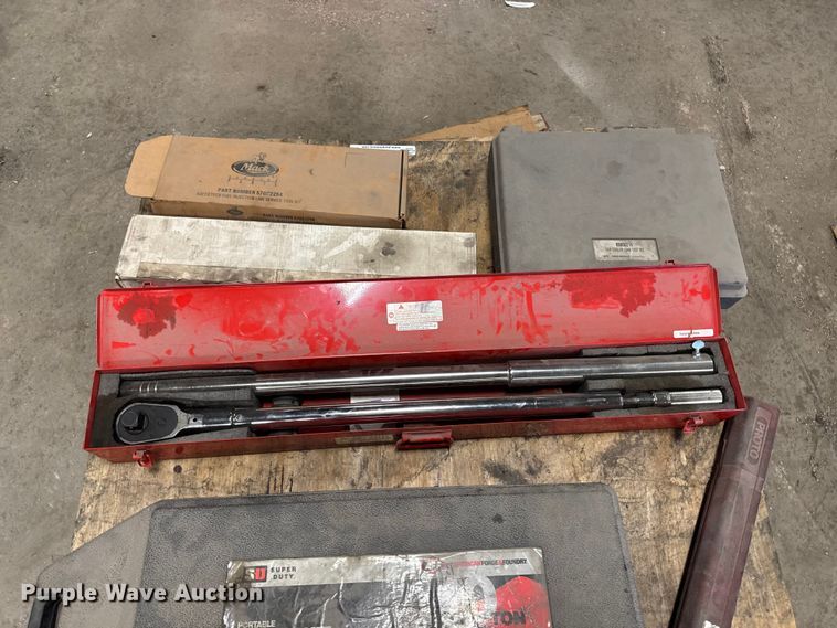 image for item FB5687 Tools