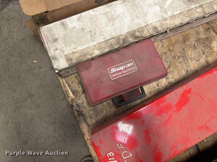 image for item FB5687 Tools