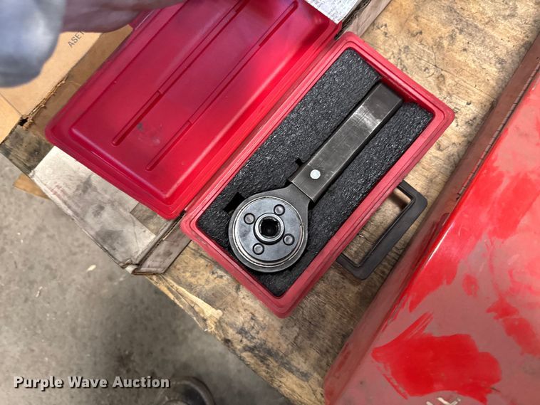 image for item FB5687 Tools