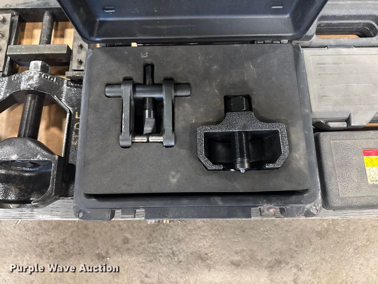 image for item FB5688 Tools