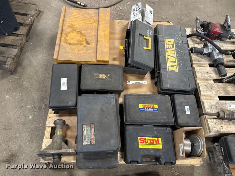 image for item FB5689 Tools