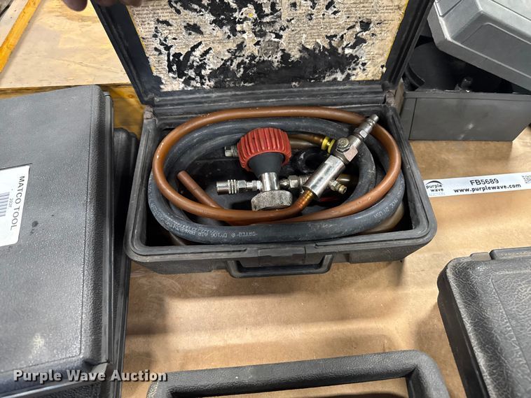 image for item FB5689 Tools