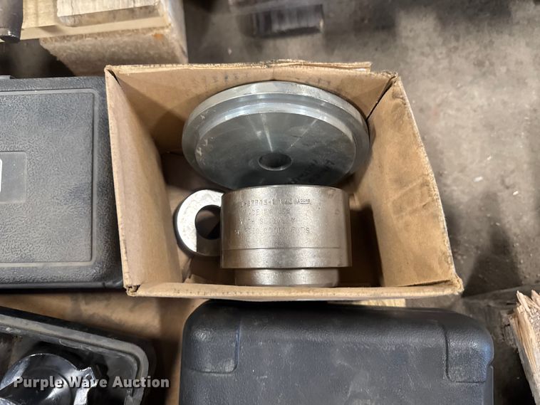 image for item FB5689 Tools