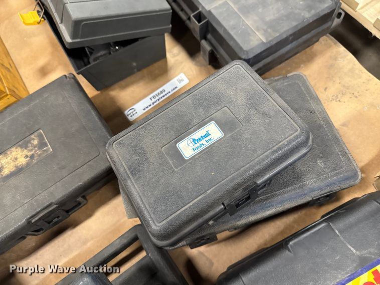 image for item FB5689 Tools