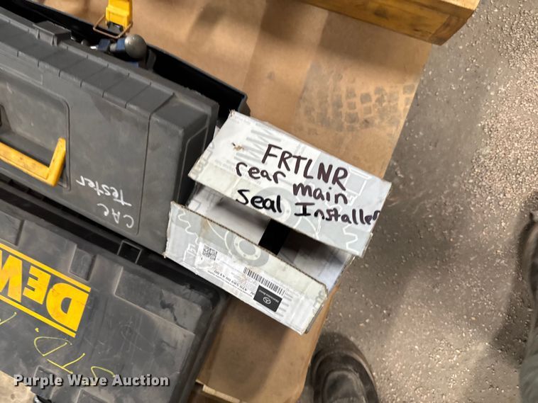 image for item FB5689 Tools