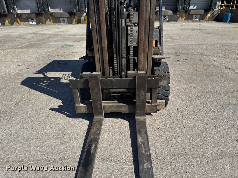 image for item FB5694 Toyota 02-5FG3 forklift