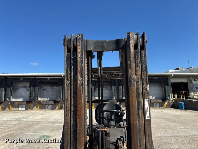 image for item FB5694 Toyota 02-5FG3 forklift