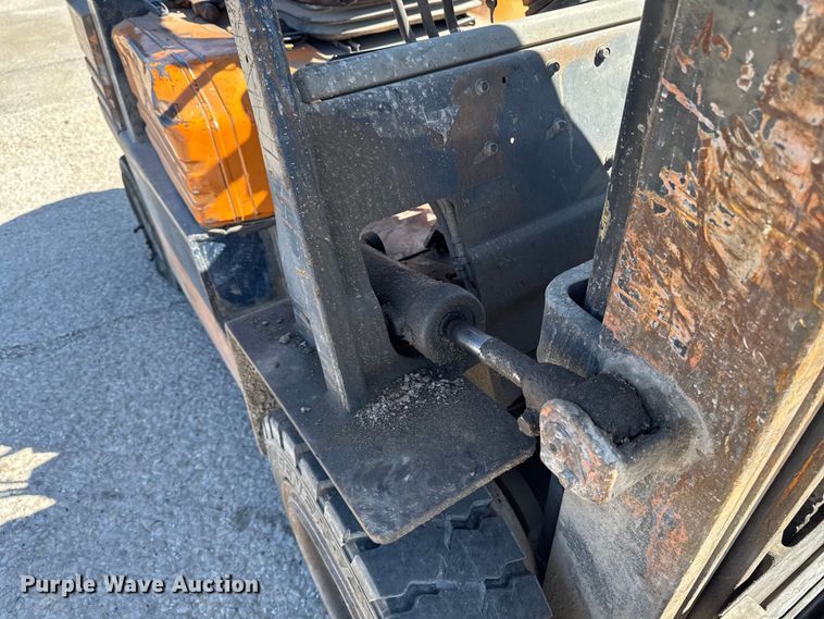 image for item FB5694 Toyota 02-5FG3 forklift