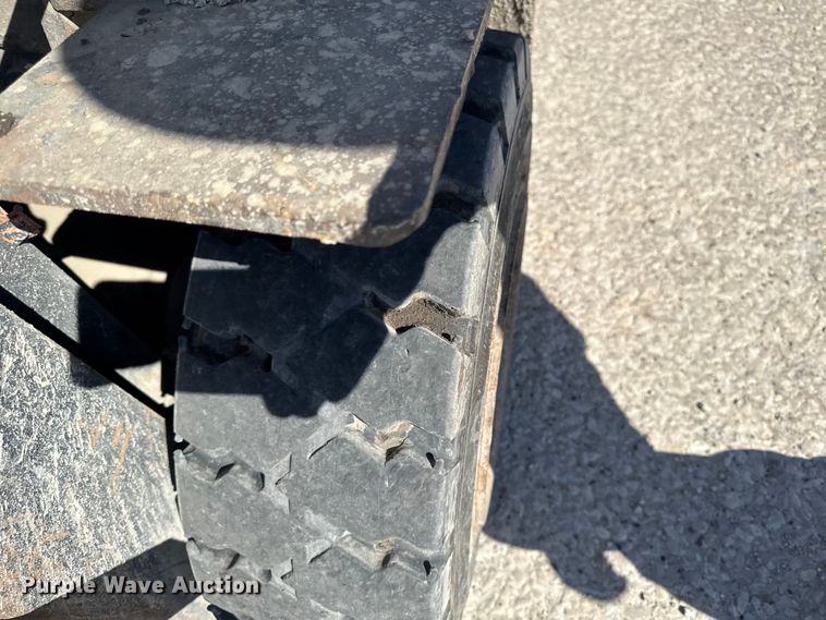 image for item FB5694 Toyota 02-5FG3 forklift