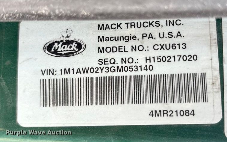 image for item FG1002 2016 Mack CXU613 semi truck