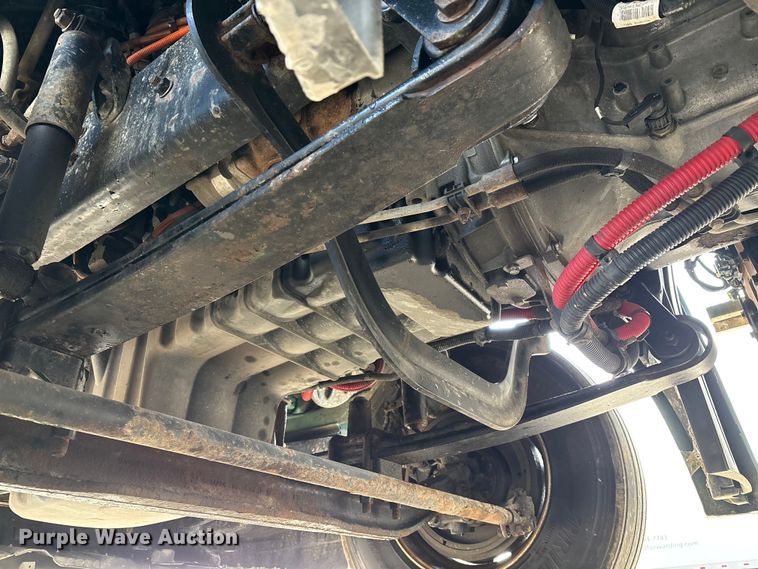 image for item FG1003 2017 Freightliner Cascadia 125 semi truck