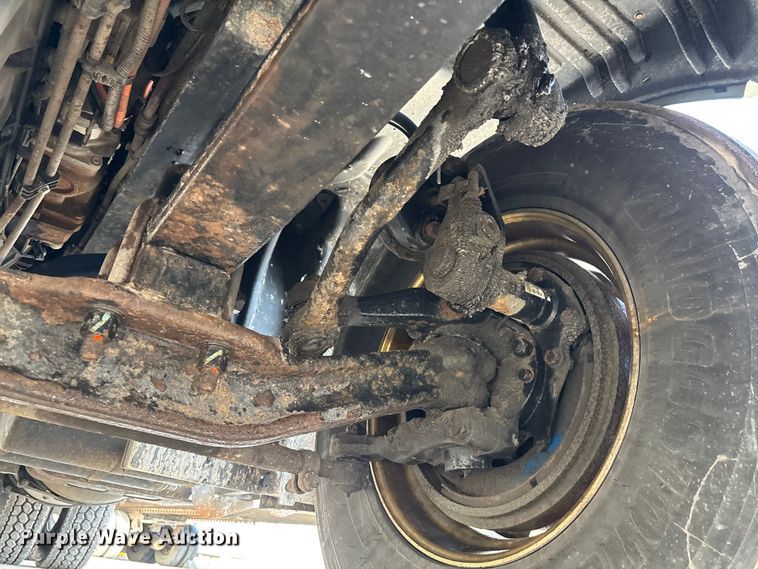 image for item FG1003 2017 Freightliner Cascadia 125 semi truck