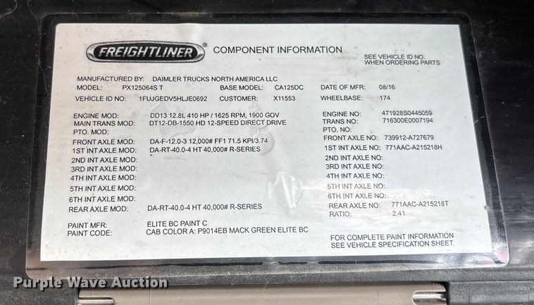 image for item FG1003 2017 Freightliner Cascadia 125 semi truck