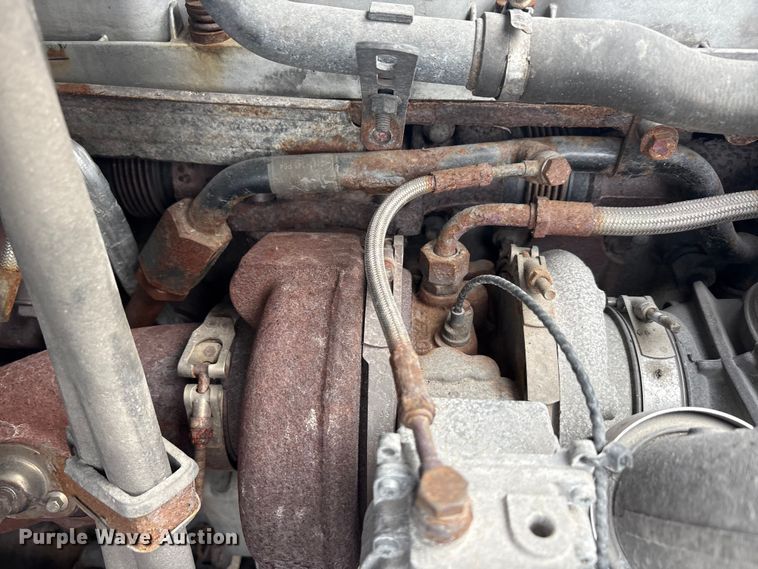 image for item FG1004 2016 Mack CXU613 semi truck