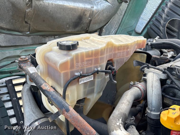 image for item FG1005 2017 Freightliner Cascadia 125 semi truck