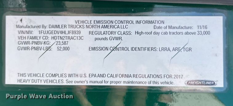 image for item FG1005 2017 Freightliner Cascadia 125 semi truck