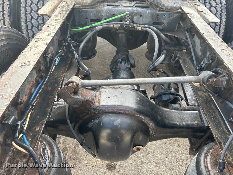 image for item FG1007 2017 Freightliner Cascadia 125 semi truck