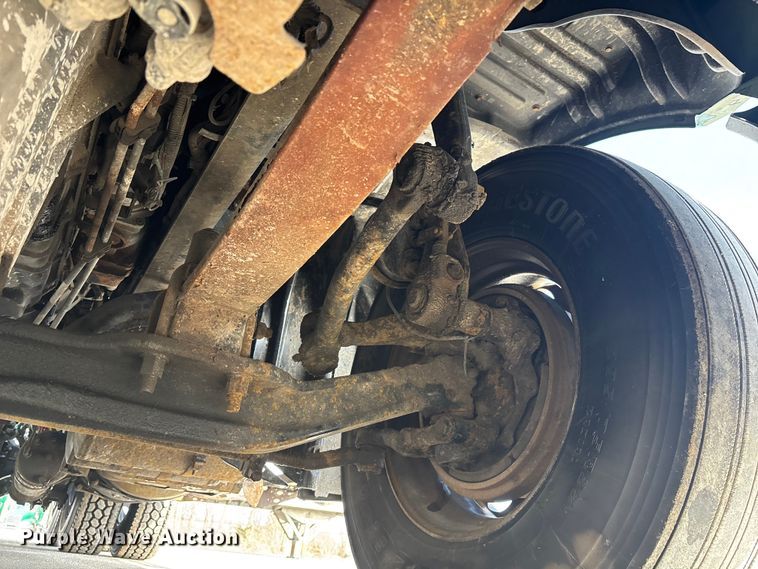 image for item FG1007 2017 Freightliner Cascadia 125 semi truck