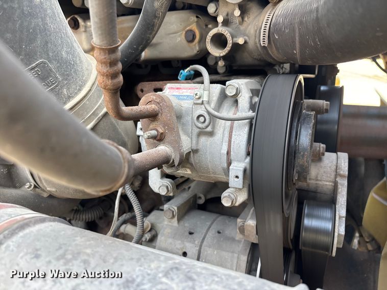 image for item FG1007 2017 Freightliner Cascadia 125 semi truck