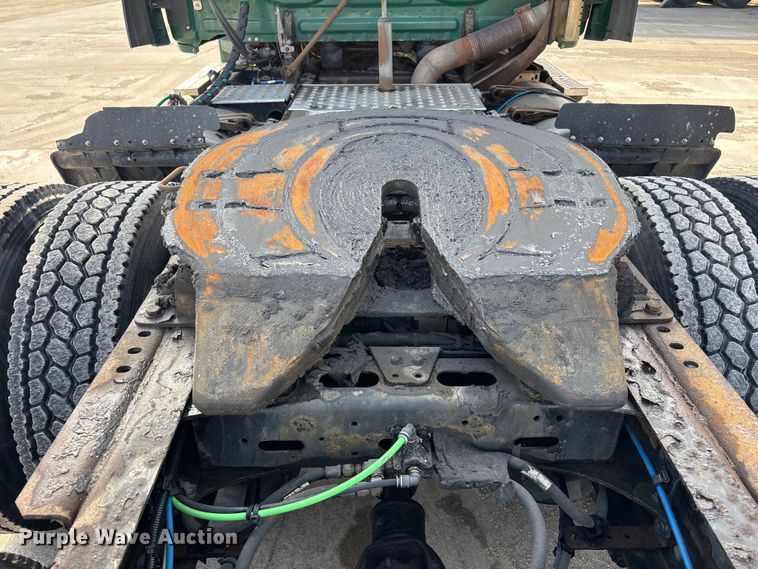 image for item FG1009 2017 Freightliner Cascadia 125 semi truck