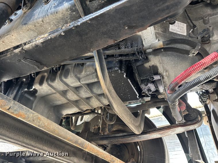 image for item FG1009 2017 Freightliner Cascadia 125 semi truck